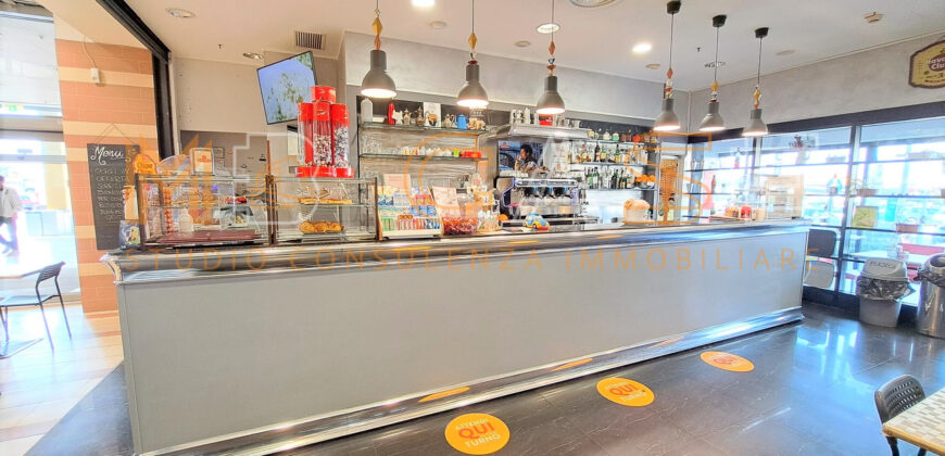Cessione Attività Bar/Ristorante – Centro Commerciale Le Serre, Albenga
