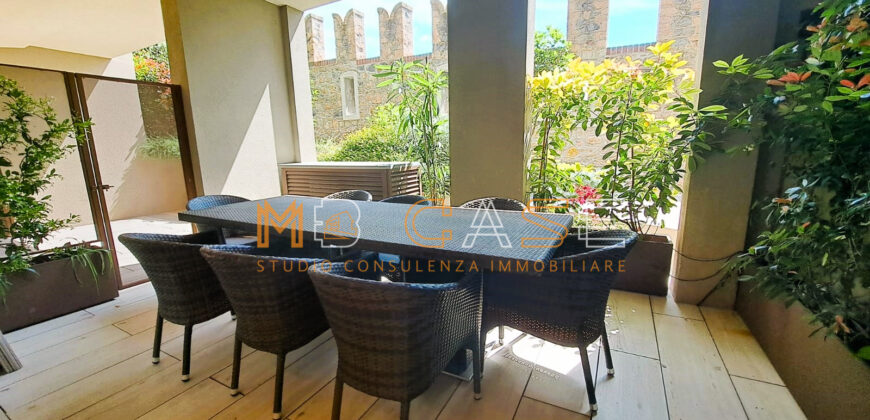 Splendido Loft con Terrazza Vivibile e Posto Auto – Castello Borelli, Borghetto S. Spirito
