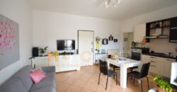 Grazioso TRILOCALE con CORTE PRIVATA150mq – Albenga