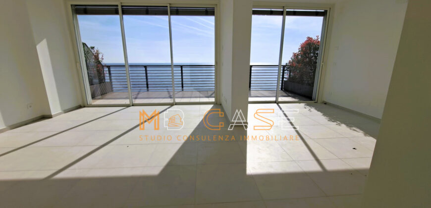 Prestigioso Attico con Vista Mare – Castello Borelli, Borghetto Santo Spirito