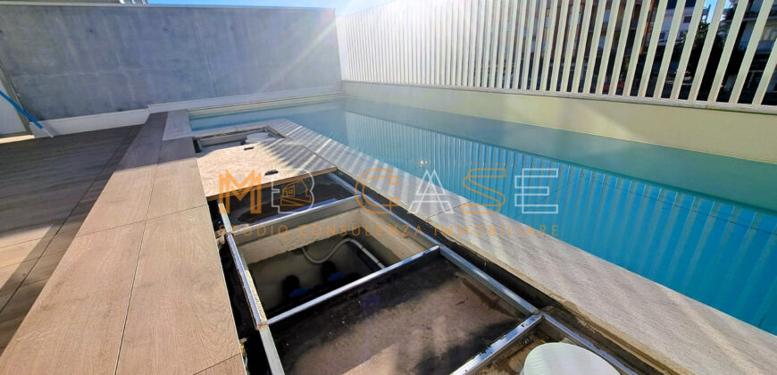 PRESTIGIOSO TRILOCALE DUPLEX NUOVO con PISCINA