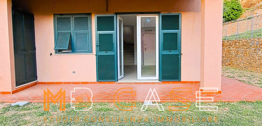 1VILLA A SCHIERA CON GIARDINO NUOVA IN CLASSE A