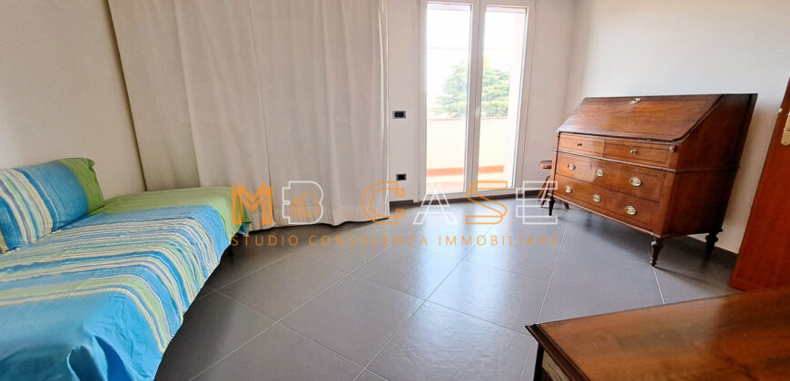 1 VENDITA ESCLUSIVO APPARTAMENTO-ATTICO CON BOX AUTO- Albenga, Zona Residenziale