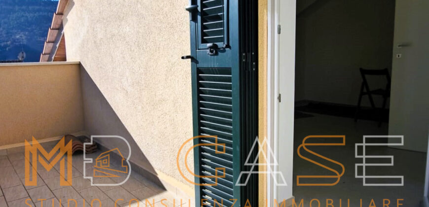 1VILLA A SCHIERA CON GIARDINO NUOVA IN CLASSE A