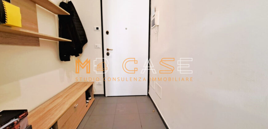 SPLENDIDO BILOCALE RISTRUTTURATO ed ARREDATO 50mt MARE