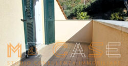 1VILLA A SCHIERA CON GIARDINO NUOVA IN CLASSE A