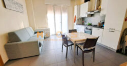 SPLENDIDO BILOCALE RISTRUTTURATO ed ARREDATO 50mt MARE