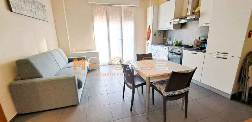 SPLENDIDO BILOCALE RISTRUTTURATO ed ARREDATO 50mt MARE
