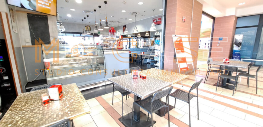 Cessione Attività Bar/Ristorante – Centro Commerciale Le Serre, Albenga