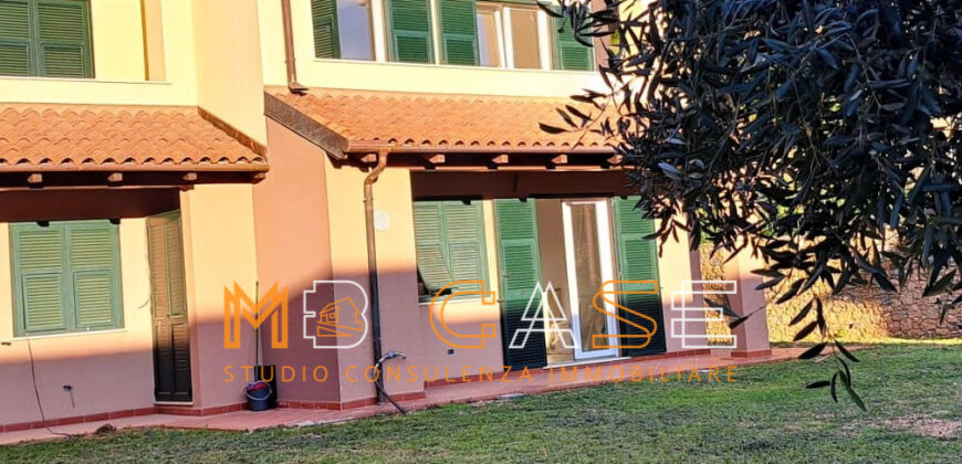 1VILLA A SCHIERA CON GIARDINO NUOVA IN CLASSE A