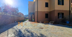 1VILLA A SCHIERA CON GIARDINO NUOVA IN CLASSE A