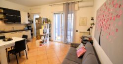 Grazioso TRILOCALE con CORTE PRIVATA150mq – Albenga