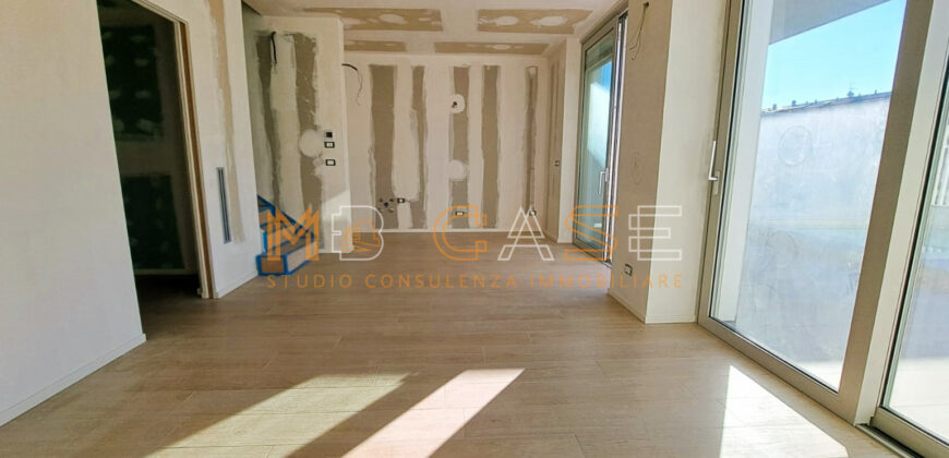 PRESTIGIOSO TRILOCALE DUPLEX NUOVO con PISCINA