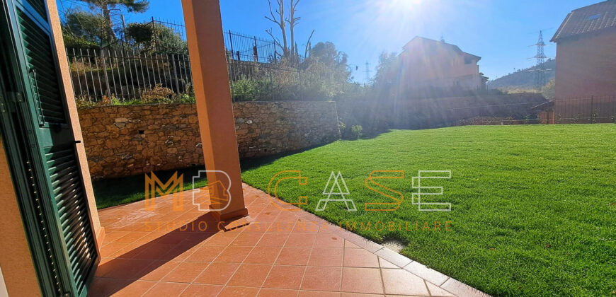 1VILLA A SCHIERA CON GIARDINO NUOVA IN CLASSE A