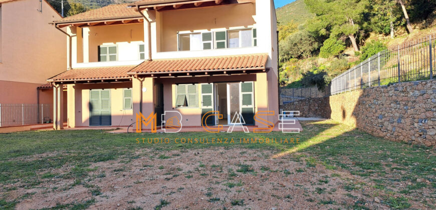 1VILLA A SCHIERA CON GIARDINO NUOVA IN CLASSE A