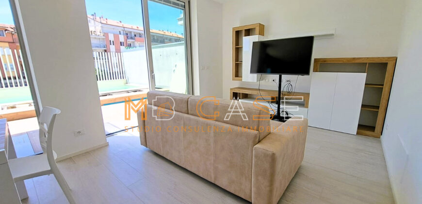 PRESTIGIOSO TRILOCALE DUPLEX NUOVO ARREDATO con PISCINA