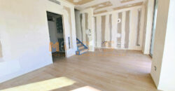 PRESTIGIOSO TRILOCALE DUPLEX NUOVO con PISCINA