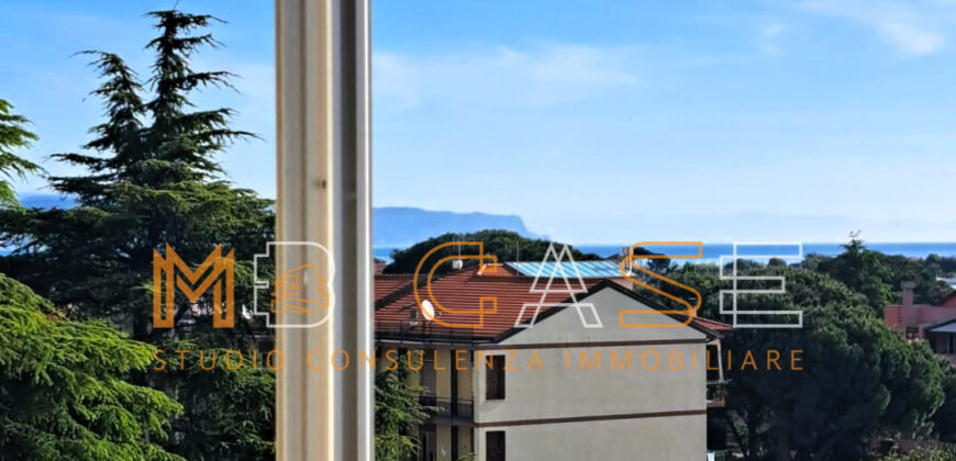 1 VENDITA ESCLUSIVO APPARTAMENTO-ATTICO CON BOX AUTO- Albenga, Zona Residenziale
