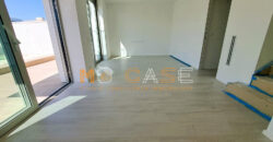 PRESTIGIOSO TRILOCALE DUPLEX NUOVO con PISCINA