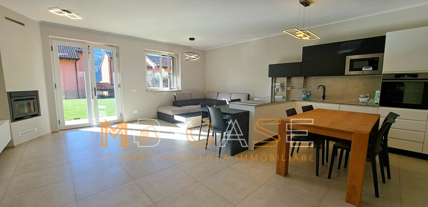 1VILLA A SCHIERA CON GIARDINO NUOVA IN CLASSE A