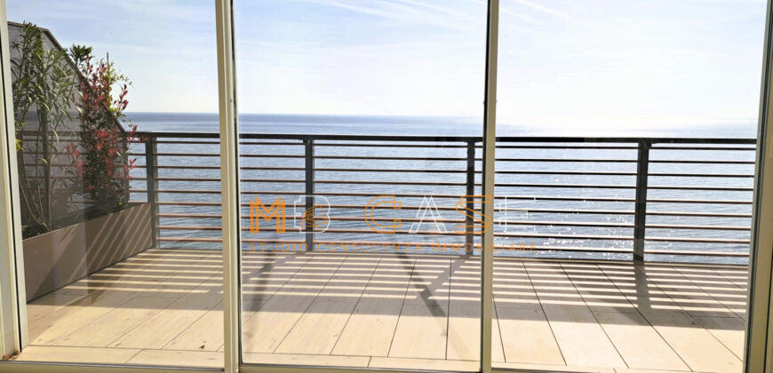 Prestigioso Attico con Vista Mare – Castello Borelli, Borghetto Santo Spirito