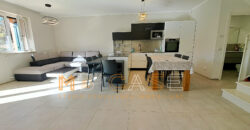 1VILLA A SCHIERA CON GIARDINO NUOVA IN CLASSE A