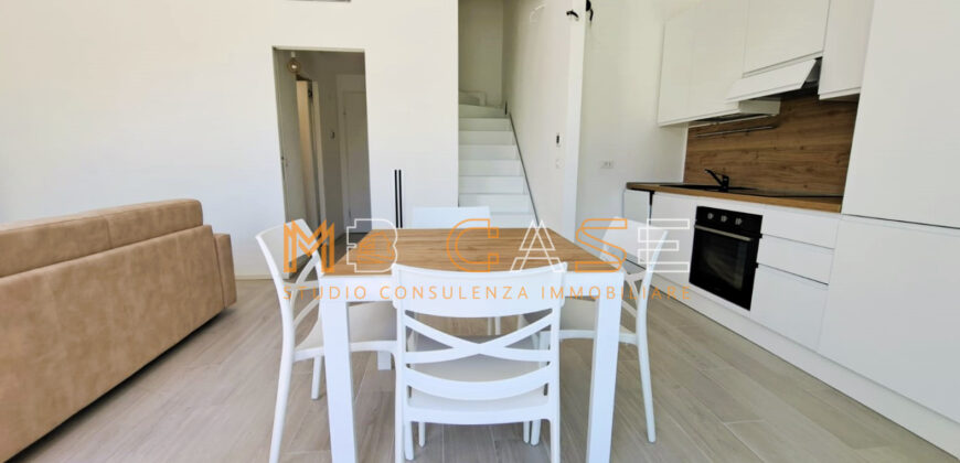 PRESTIGIOSO TRILOCALE DUPLEX NUOVO ARREDATO con PISCINA