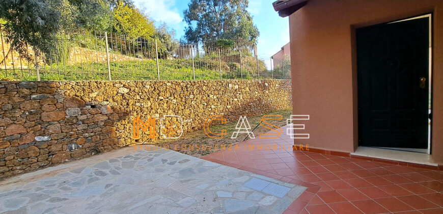 1VILLA A SCHIERA CON GIARDINO NUOVA IN CLASSE A