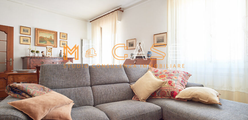 Splendido Appartamento 50 Mt.  Mare – 143 mq, Ultimo Piano con Ascensore