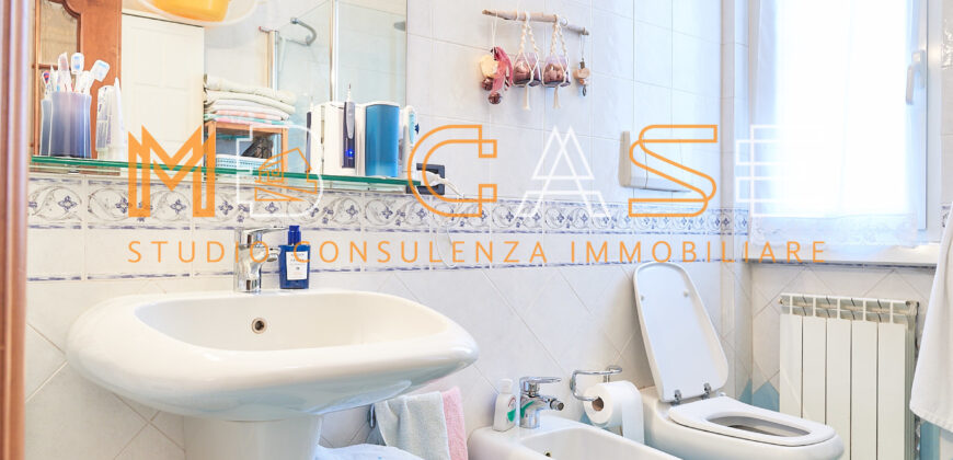 Splendido Appartamento 50 Mt.  Mare – 143 mq, Ultimo Piano con Ascensore