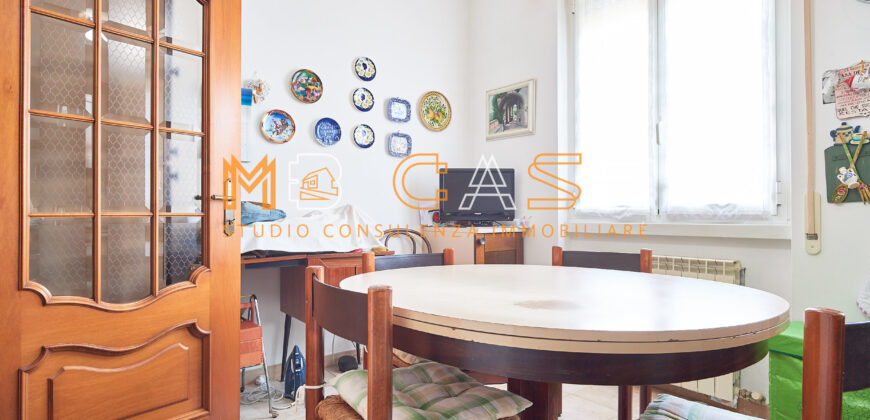 Splendido Appartamento 50 Mt.  Mare – 143 mq, Ultimo Piano con Ascensore