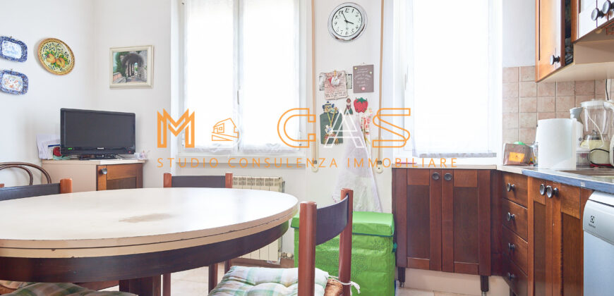 Splendido Appartamento 50 Mt.  Mare – 143 mq, Ultimo Piano con Ascensore