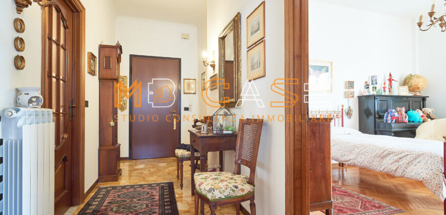 Splendido Appartamento 50 Mt.  Mare – 143 mq, Ultimo Piano con Ascensore