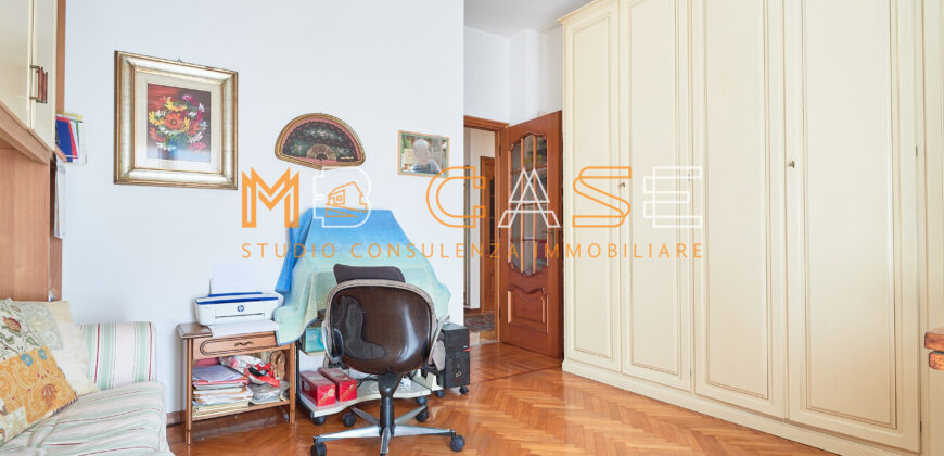 Splendido Appartamento 50 Mt.  Mare – 143 mq, Ultimo Piano con Ascensore