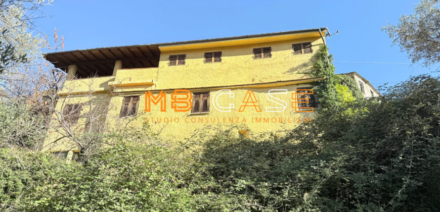 Cascina in Vendita nell’Entroterra Ligure – Casanova Lerrone (SV)