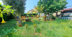 Trilocale Pari al Nuovo con Giardino Privato, Box e 7 Posti Auto – Coste di Leca (Albenga)