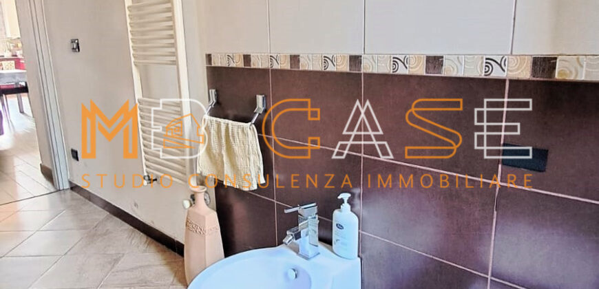 Trilocale Pari al Nuovo con Giardino Privato, Box e 7 Posti Auto – Coste di Leca (Albenga)