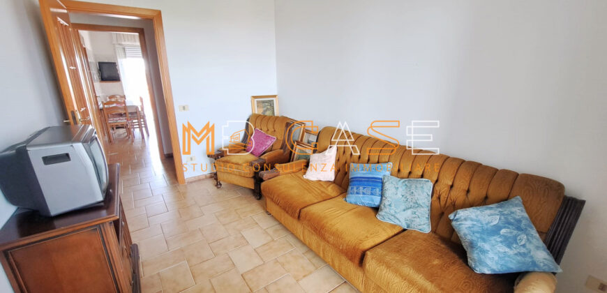 Ampio Plurilocale con Vista Mare e Doppia Esposizione – Ultimo Piano con Ascensore, Albenga