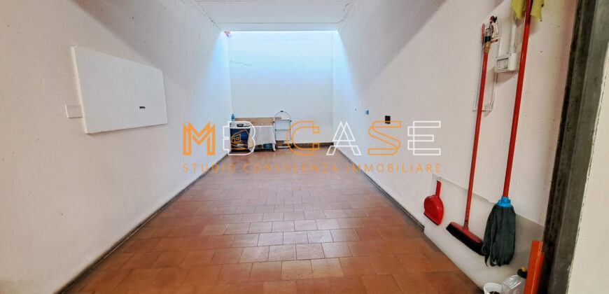 Ampio Plurilocale con Vista Mare e Doppia Esposizione – Ultimo Piano con Ascensore, Albenga