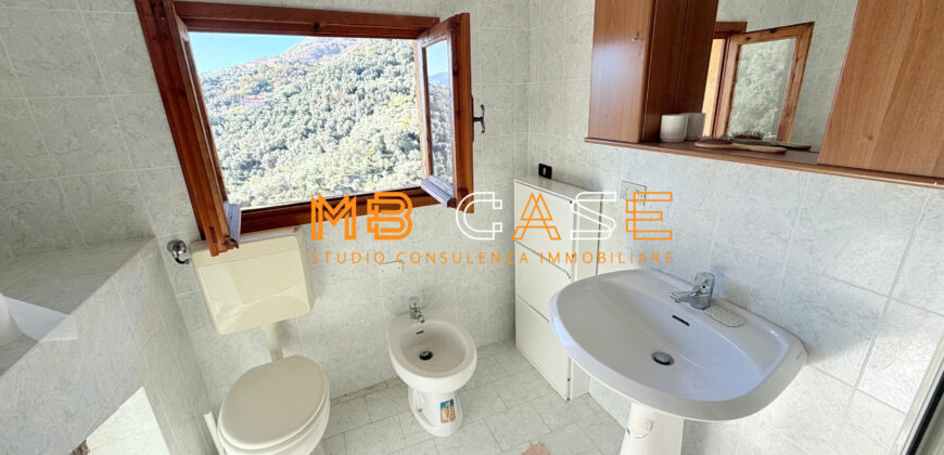 Cascina in Vendita nell’Entroterra Ligure – Casanova Lerrone (SV)