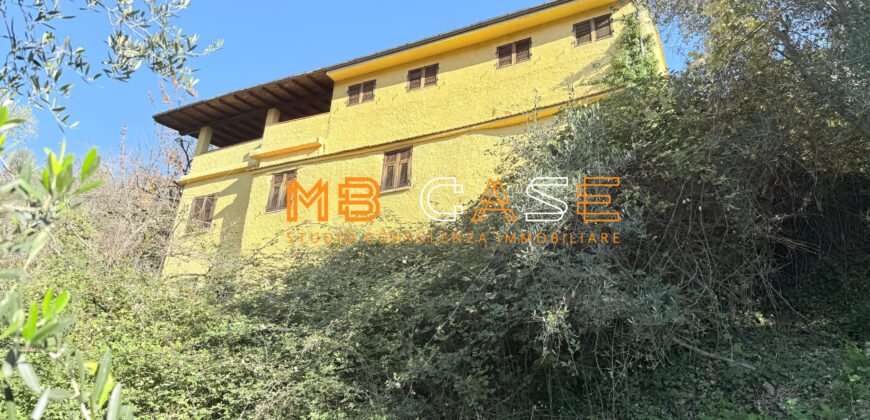 Cascina in Vendita nell’Entroterra Ligure – Casanova Lerrone (SV)