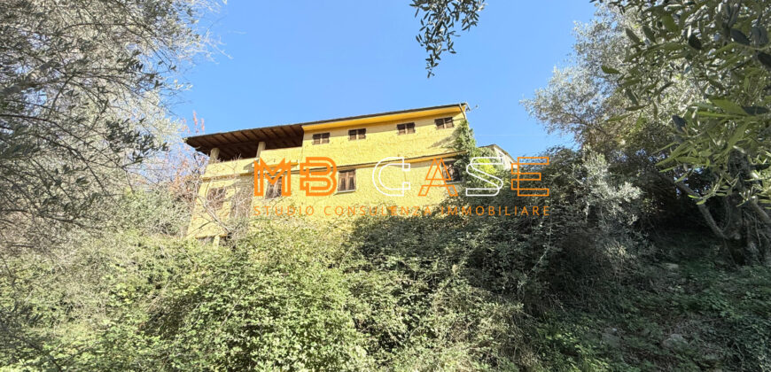 Cascina in Vendita nell’Entroterra Ligure – Casanova Lerrone (SV)