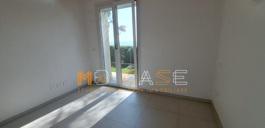 🏡 SPENDIDO TRILOCALE ANGOLARE CON GIARDINO PRIVATO – CASTELLO BORELLI, BORGHETTO SANTO SPIRITO