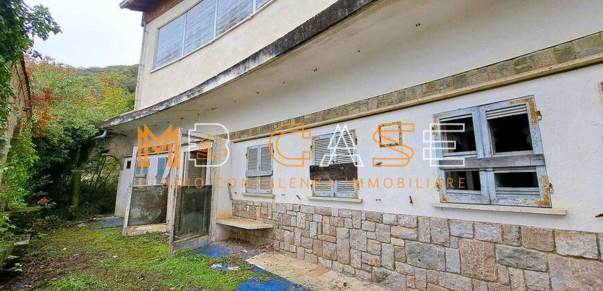 ALBENGA – CASALE INDIPENDENTE CON VISTA MARE E TERRENO – IDEALE PRIMA CASA O INVESTIMENTO B&B