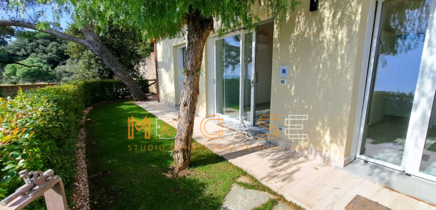 🏡 SPENDIDO TRILOCALE ANGOLARE CON GIARDINO PRIVATO – CASTELLO BORELLI, BORGHETTO SANTO SPIRITO
