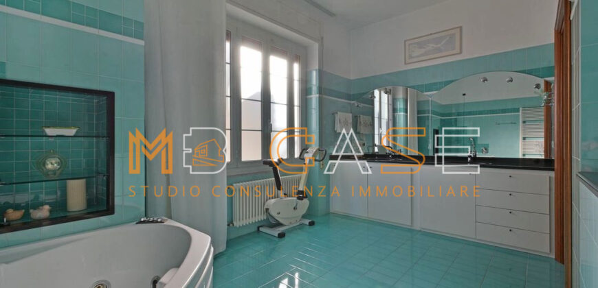 Splendido Attico di Prestigio in Centro ad Albenga
