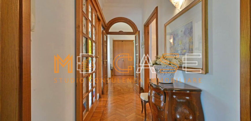 Splendido Attico di Prestigio in Centro ad Albenga