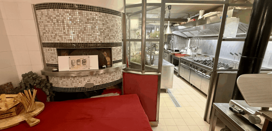 Ristorante in vendita nel cuore del centro storico di Albenga