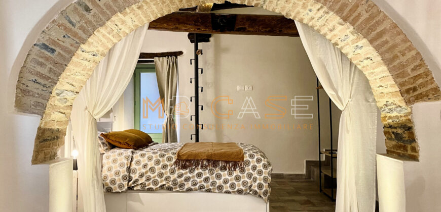 Rustico di Charme con due unità indipendenti nel borgo di Castelli – Garlenda