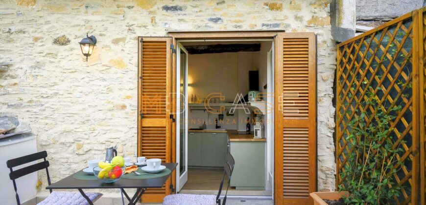 Rustico di Charme con due unità indipendenti nel borgo di Castelli – Garlenda